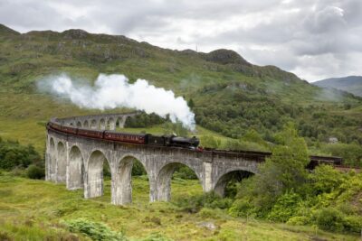 From Edinburgh: Scottish Highlands & Isle of Skye 5-Day Tour - Day 2: Glencoe, Fort William, and Glenfinnan’s Photo-Stop Moment