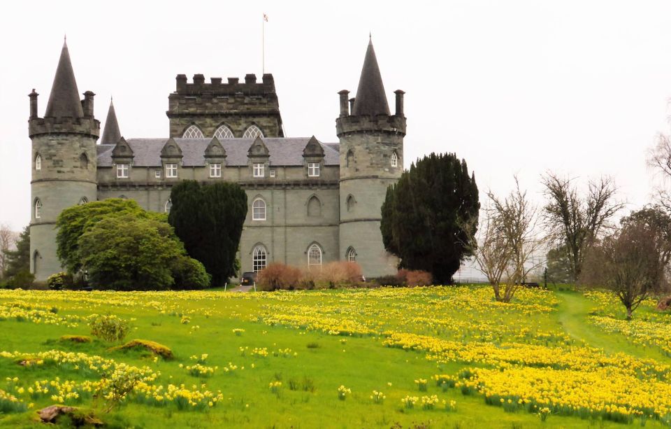 From Glasgow: Oban, Lochs & Inveraray Day Tour - Oban: Victorian Seaside Time, Tower Views, and a Lunch Break