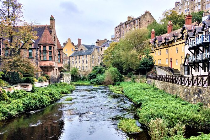 Full Day Tour of Edinburgh Including Lunch With A Local Expert - Old Town and the Royal Mile: Castle to Holyroodhouse in one story line