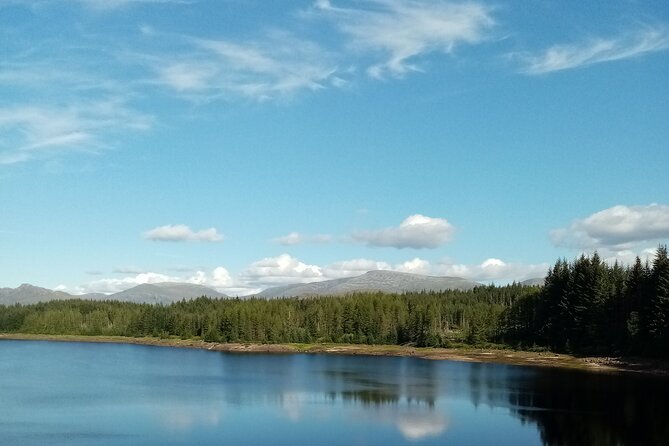 Full-Day Tour to the Scottish Highlands - Driving out of Edinburgh with the big Scotland mood
