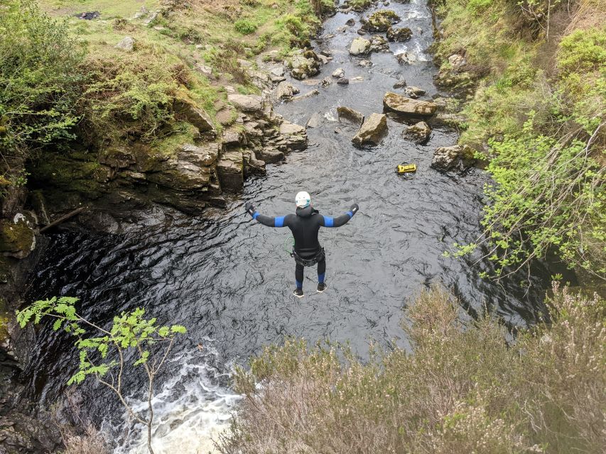 Galloway: Canyoning Adventure Experience - From Murray’s Monument to the first canyon stretch: get your rhythm