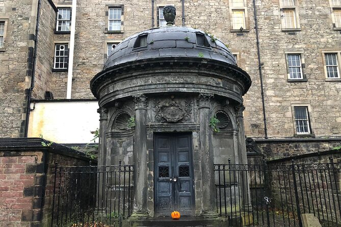 Ghosts of Edinburgh: Bloody Past Exploration Game and Tour - St Giles: When a Church Became Edinburgh’s Patron