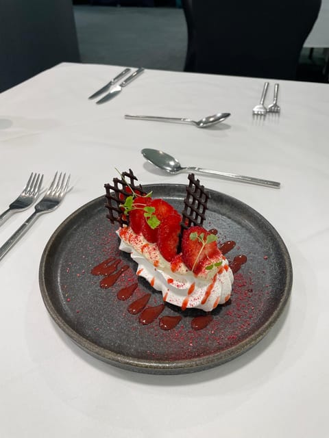 Glasgow: Celtic Park Number 7 Restaurant - Who Should Book Number 7 Restaurant?