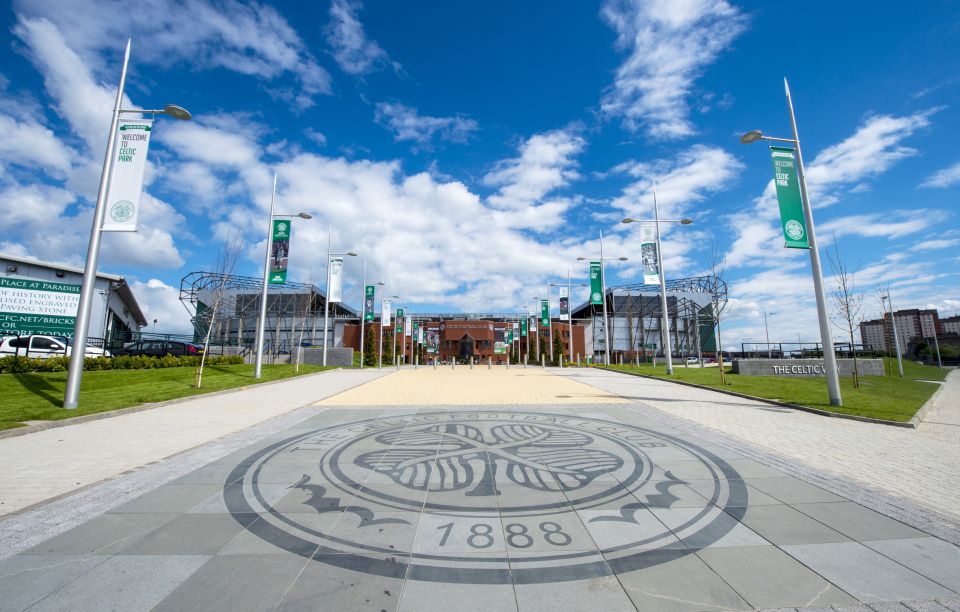 Glasgow: Celtic Park Stadium Tour - Trophy Room Moments and Photo Opportunities You’ll Actually Use