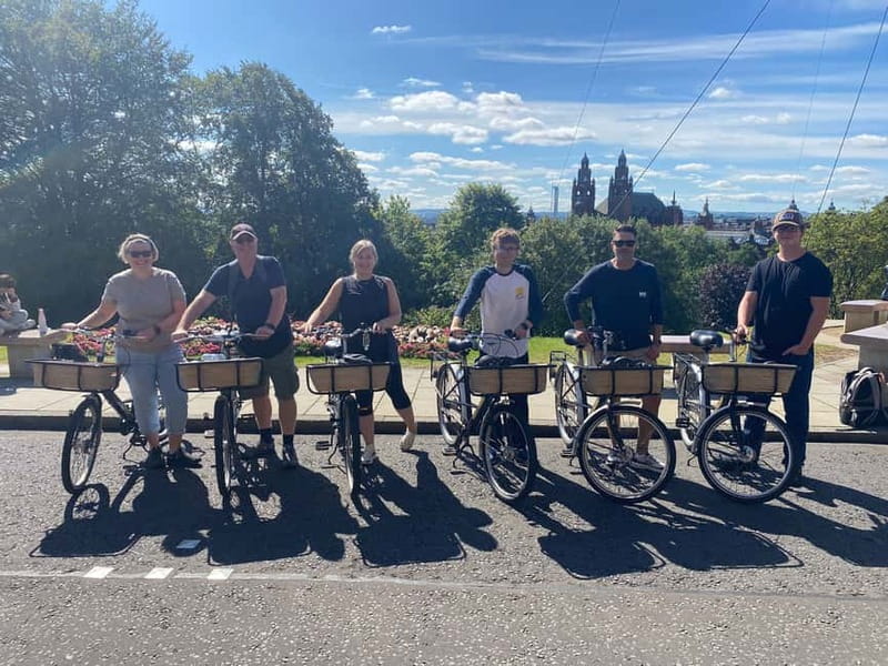 Glasgow: City Highlights Guided Bike Tour - Starting at the Pentagon Centre: an easy first win