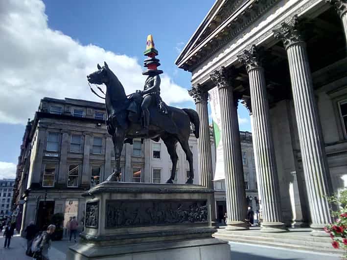 Glasgow: Gander Walking Tour - Royal Exchange Square stop: the tone of a working city