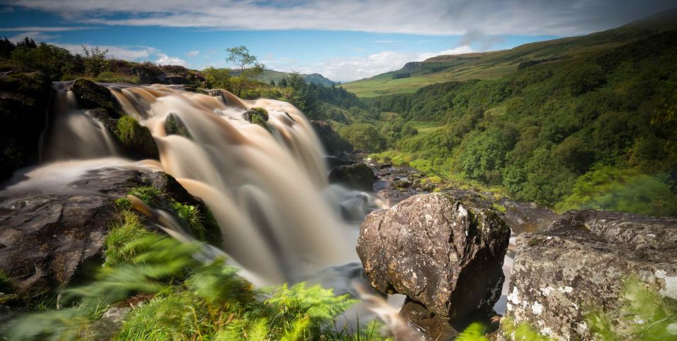 Glasgow: Loup of Fintry Waterfall Guided Tour - Finding Dreamchaser Adventurers at Glasgow City Centre