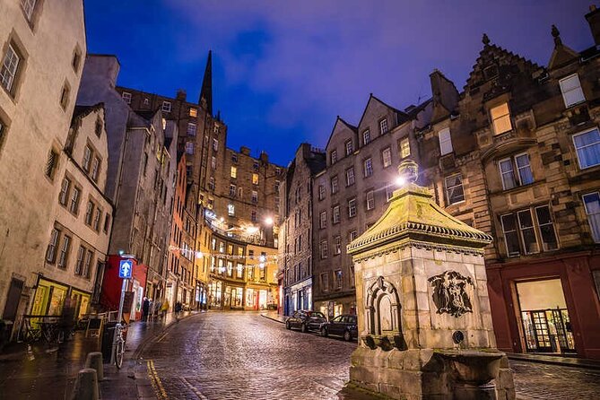 Harry Potter Tour & Edinburgh Castle Visit - New Town views and the Rowling inspiration angle