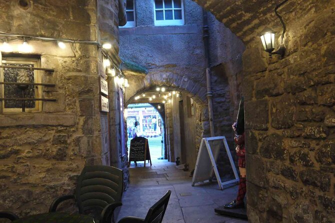 Highlights from the Royal Mile: A Self-Guided Audio Tour - St Giles Cathedral: Old Tolbooth, the Heart of Midlothian, and Charles II