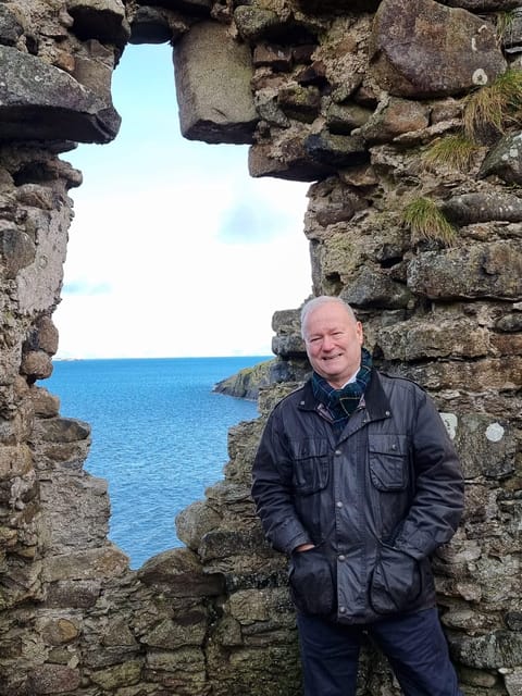 Isle of Skye: Tour the highlights and hidden beauties. - Moving west: Fairy Glen, and the choice of the day