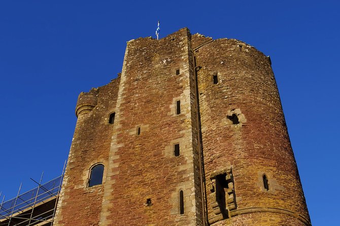 Jamie Fraser Outlander tour to Lallybroch tours Edinburgh - Who This Tour Suits Best (And Who Might Want Something Different)