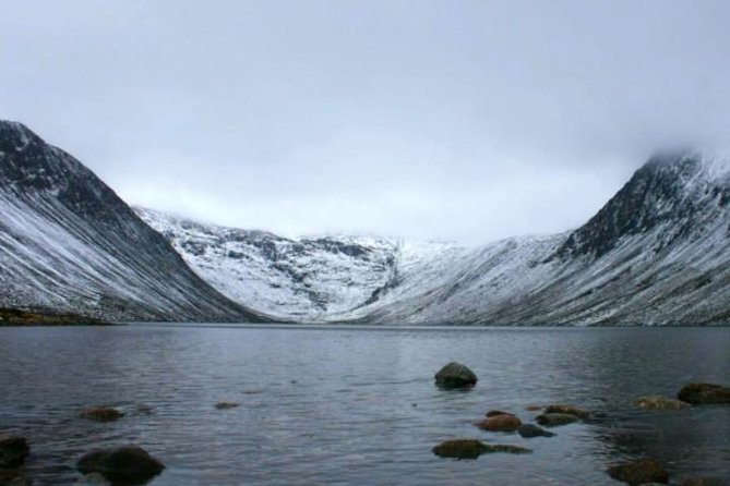 Loch Ness & Urquhart Castle Private Day Tour from Edinburgh - Loch Ness: choose your style—Jacobite Cruises or the Loch Ness Centre