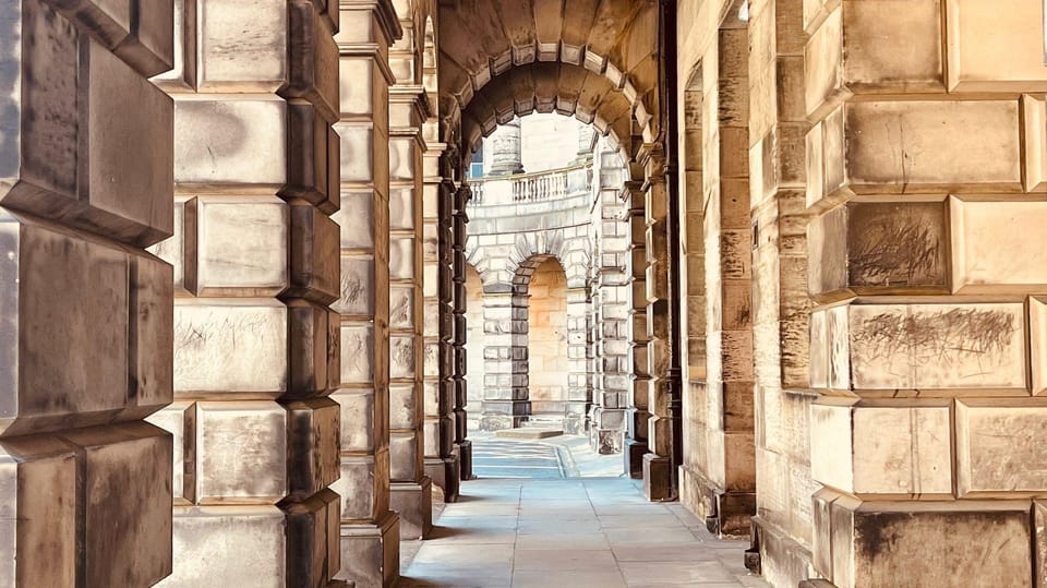Magical Edinburgh Walking Tour - Why the 1.5 to 2 hour length hits the sweet spot