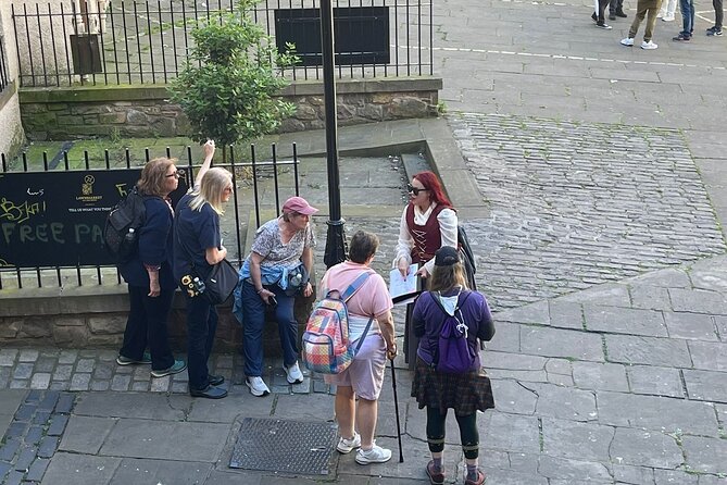 Magical Walking Tour in Edinburgh - Royal Mile and Grassmarket: cobbles, folklore, and the sound of bagpipes