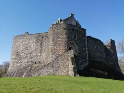 Oban: Historical Tour with Seafood Lunch Option - Dunstaffanage Castle: ruined walls, strong stories, and a real sense of place