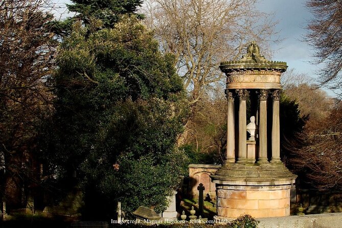 Off The Beaten Path Edinburgh: Dean Village Private Walking Tour - What to Bring for Best Photos and Comfort