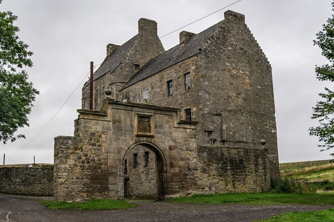 Outlander Filming Locations Day Tour from Edinburgh - Blackness Castle near Linlithgow: Fort William and a Stormy-Weather Reality