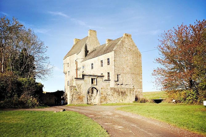 Outlander Odyssey: Outlander Filming Locations Private Day Tour - Doune Castle, Winterfell, and Outlander’s Castle Leoch