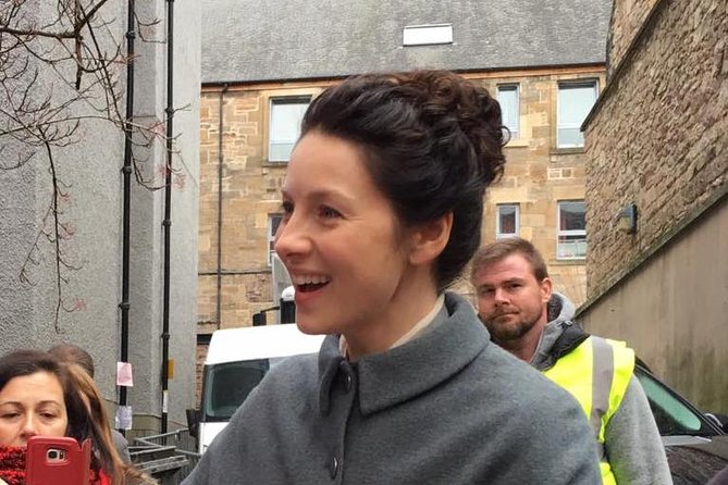 Outlander Walking Tour of Edinburgh's Old Town - Stop 4: Palace of Holyroodhouse for Bonnie Prince Charlie (Novel Focus)