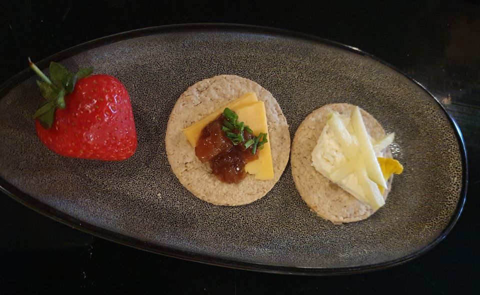 Perth: Guided Food Walking Tour - How a 3-hour Perth walk turns into a “3-course lunch” vibe