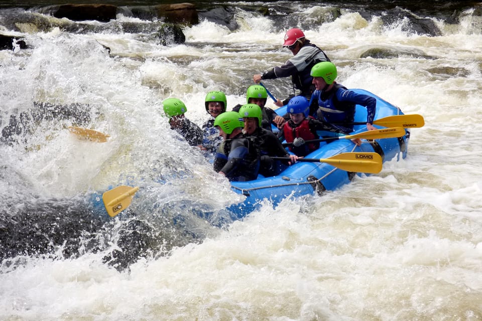 Pitlochry, Scotland: Summer White Water Rafting Tour - On the River Tummel: technical grade 3–4 rapids in a tight channel