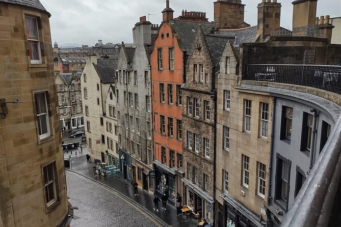 Private Edinburgh Full Day Guided Tour in a Black Cab LEVC TX - Why a Black Cab LEVC TX Tour Feels Like Getting Your Bearings Fast