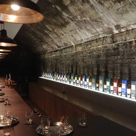 Private Highland Whisky Tour- Three distilleries - From Edinburgh - Dewar’s Aberfeldy, Blair Athol, and Dalwhinnie: the shorter hops that still pack flavor