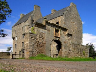 Private Outlander Tour for Small Groups - The Route You’ll Follow: Doune Castle, Culross, Linlithgow Palace, Midhope, Blackness, Falkland, and Sandringham