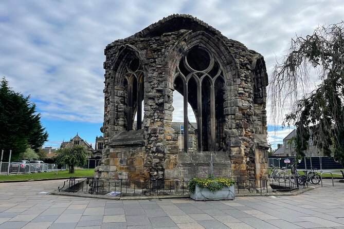 Private St Andrews Day Tour from Edinburgh - University of St Andrews: Walking the Oldest University Grounds