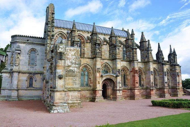 Rosslyn Chapel and Scottish Borders Small-Group Day Tour from Edinburgh - Why Rosslyn Chapel and the Borders make a great day trip