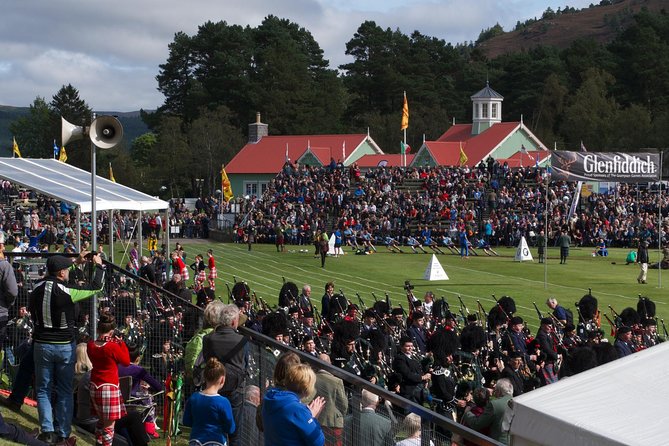 Round-Trip Transportation to the Braemar Highland Games from Edinburgh - How the day flows once you reach Braemar