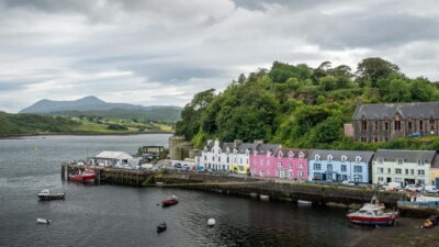 Scottish Highlands: Isle of Skye Tour - Loch Ness: the quick stop that sets the tone