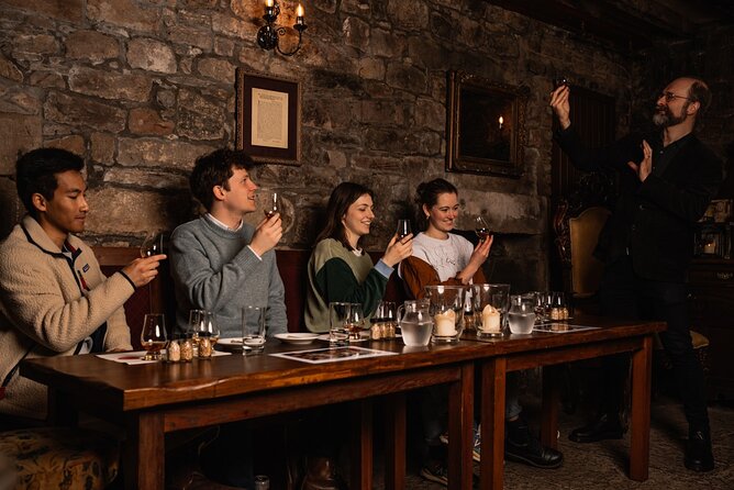 Small Group Edinburgh Whisky Tour and Tasting - Royal Mile Walk: Aqua Vitae, Smugglers, and the Water of Life