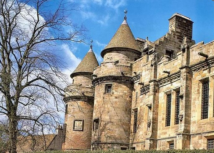 St Andrews and Falkland Palace Tour from Edinburgh - Falkland Village and Falkland Palace: tennis history in a living village