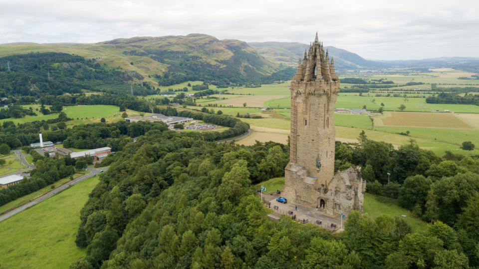 Stirling: Historical Walking Tour in Spanish - Up to the Highest Part: The Medieval Market and Public Executions